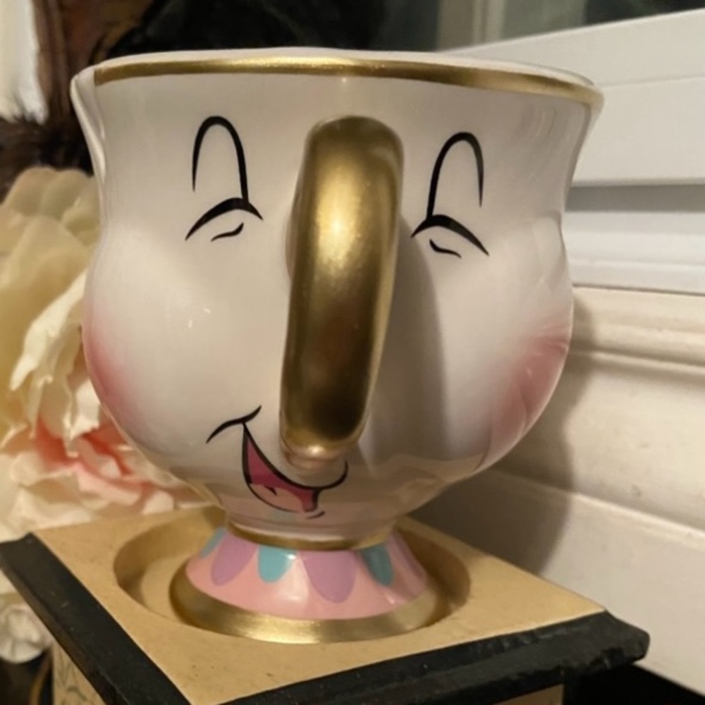 Tokyo Chip character mug